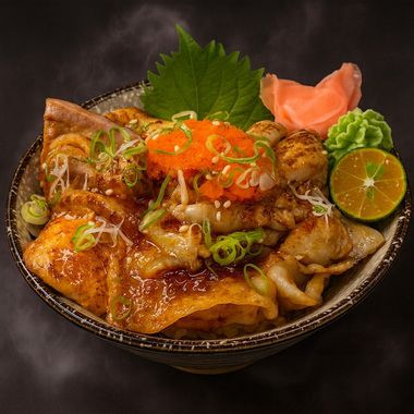 炙燒雙料丼(鮭魚、比目魚)