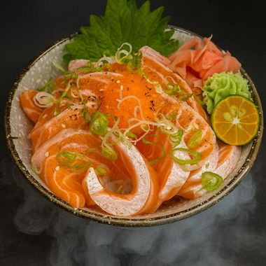 鮭魚腹丼