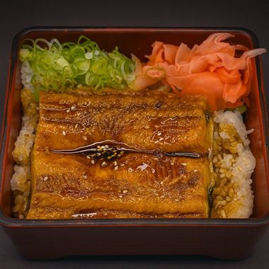 鰻魚(活鰻自製)