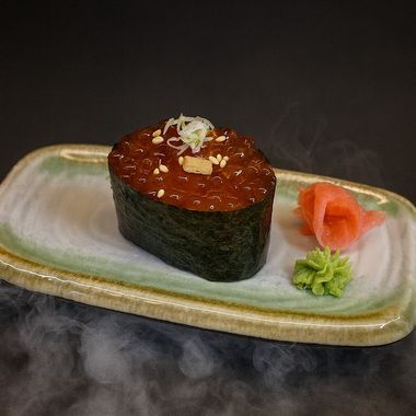 鮭魚卵軍艦